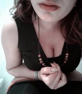 Foto publica de Curvy_en_rouge