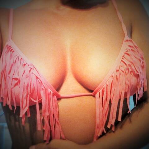 Public photo of yasmine77