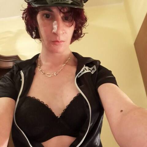 Public photo of JenniferXXX