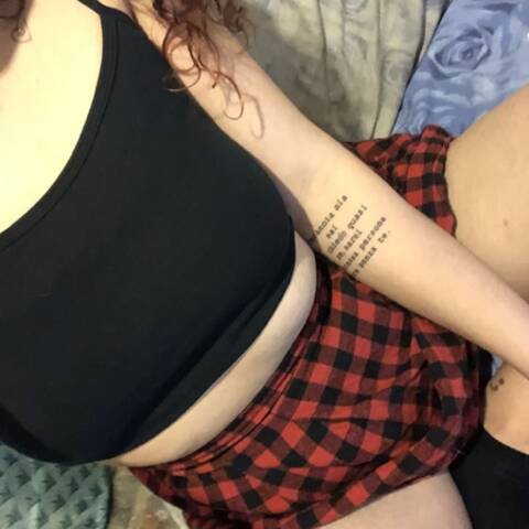 Public photo of AllisonSky69