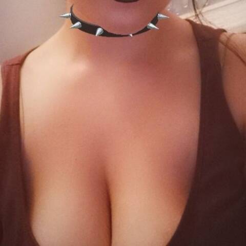 Public photo of Angeldevilgirl
