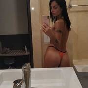 Public photo of kristal12