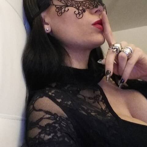 Profile photo of DarkElenoir