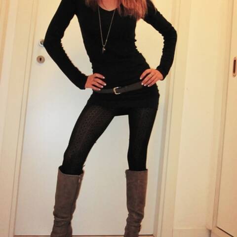 Public photo of Zoe_Love