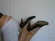 eccoci ancora qua 2 belle porcelline x farvi divertire!!!sorprese sorprese sorprese!!!ki e' curioso??